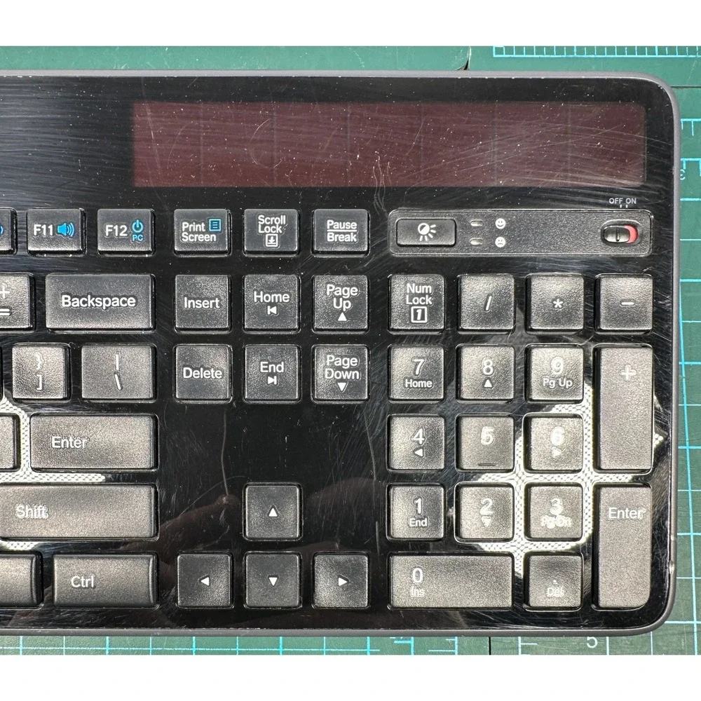 Logitech K750 Wireless Solar Keyboard Black Windows Slim Full Size NO DONGLE